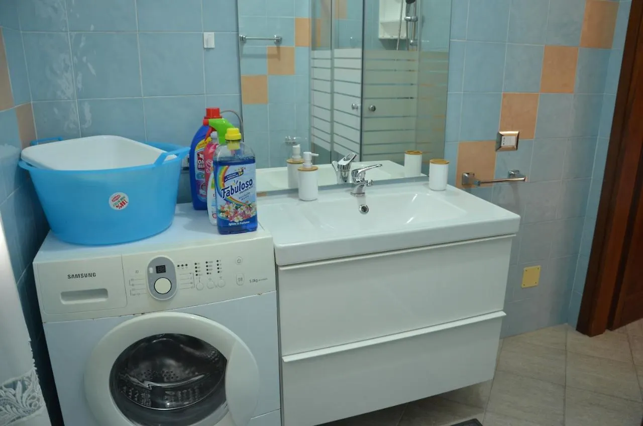 Apartament Via Genova San Teodoro  0*, San Teodoro (Sardinia) Włochy